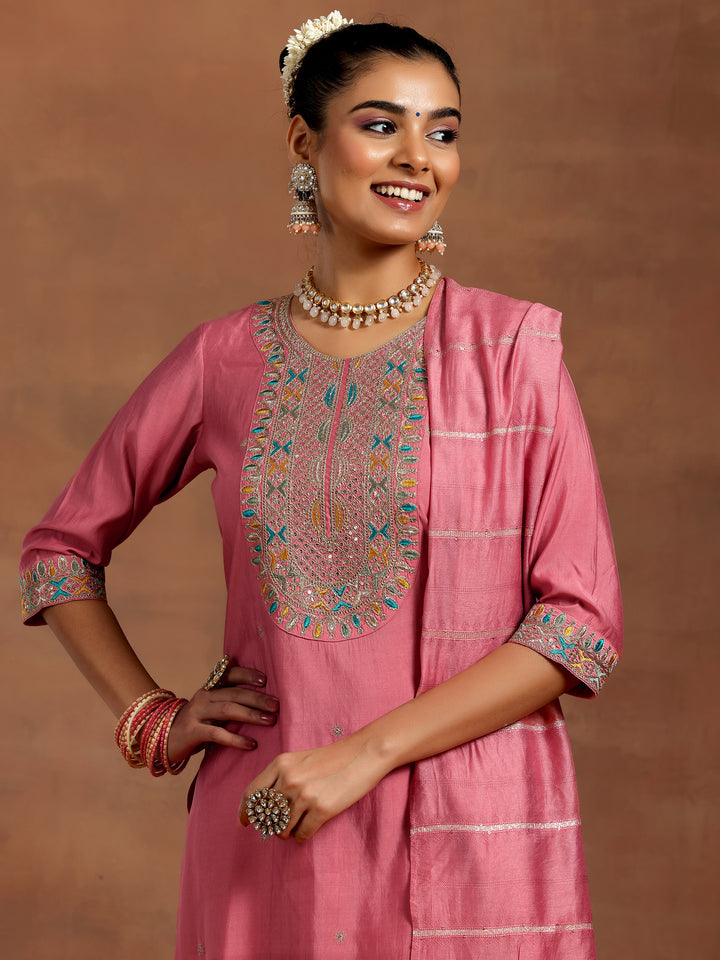 Peach Embroidered Silk Blend Straight Suit With Dupatta