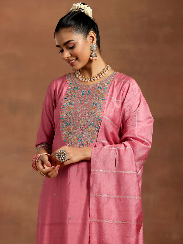 Peach Embroidered Silk Blend Straight Suit With Dupatta