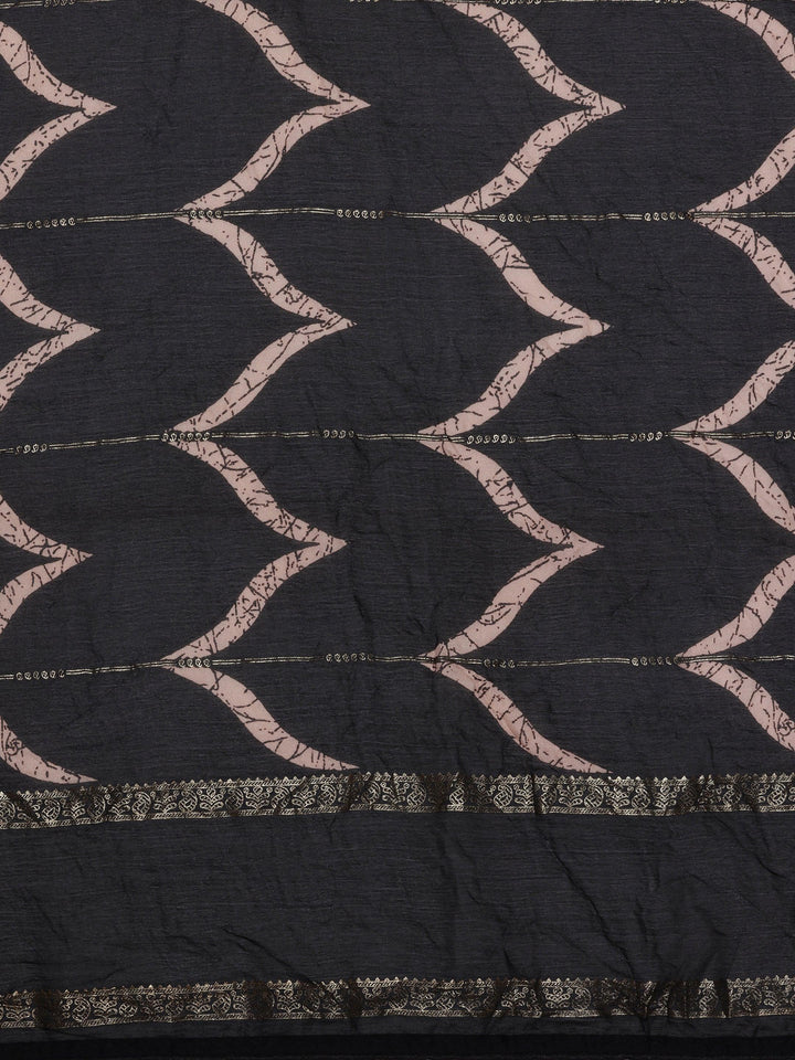 Black Printed Poly Georgette Saree With Unstitched Blouse Piece