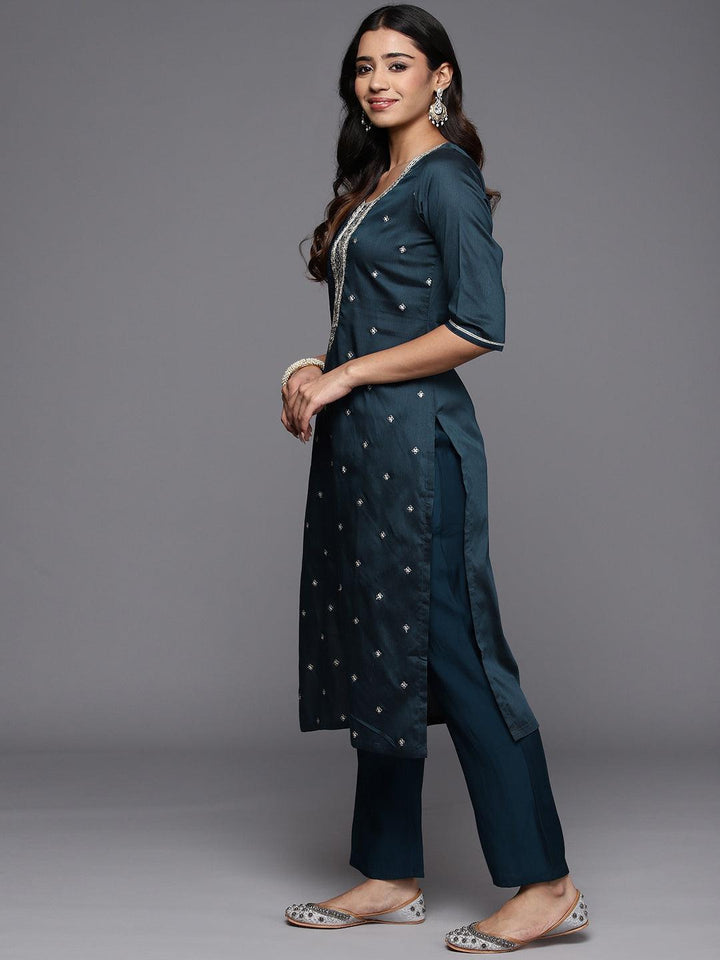 Blue Embroidered Silk Blend Straight Suit With Dupatta
