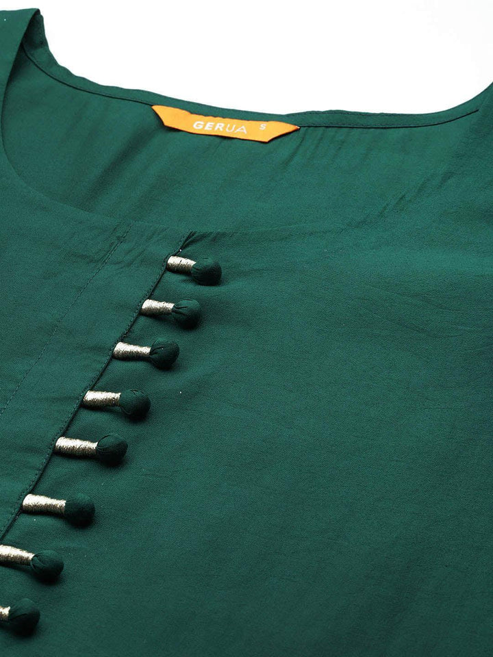 Green Solid Silk Blend Straight Suit With Dupatta