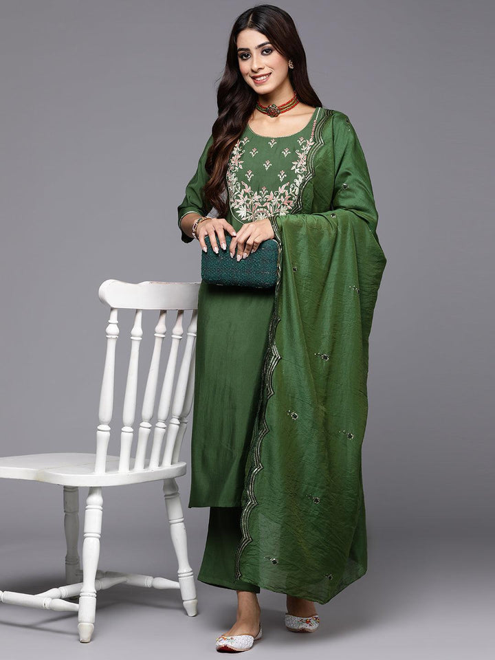 Green Yoke Design Silk Blend Straight Suit With Dupatta