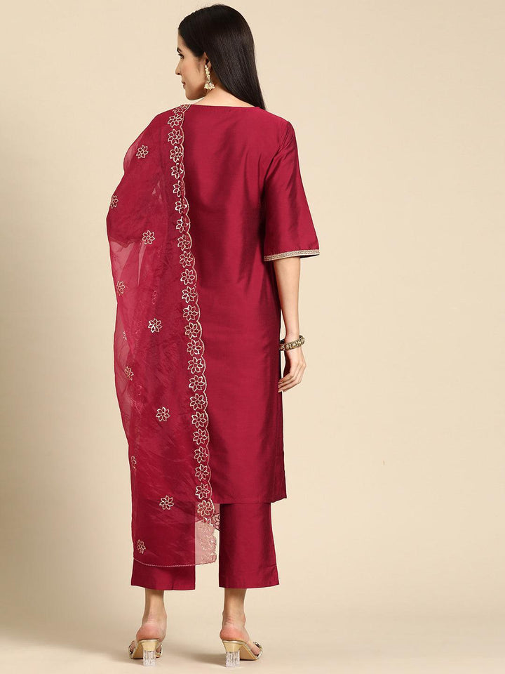 Maroon Solid Silk Blend Straight Suit With Dupatta
