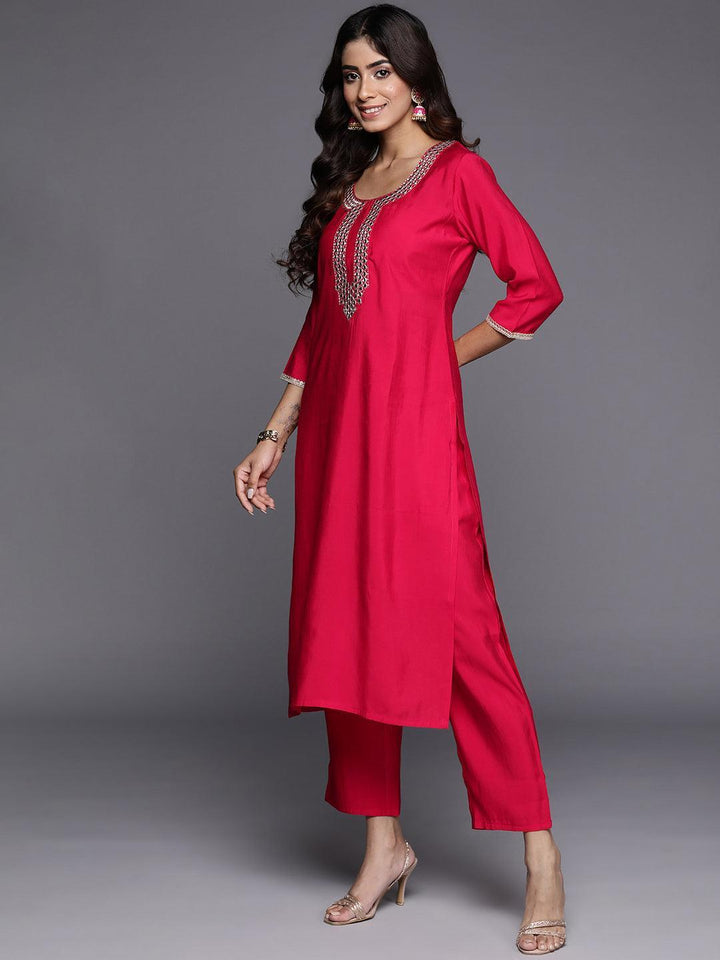 Pink Embroidered Silk Blend Straight Suit With Dupatta