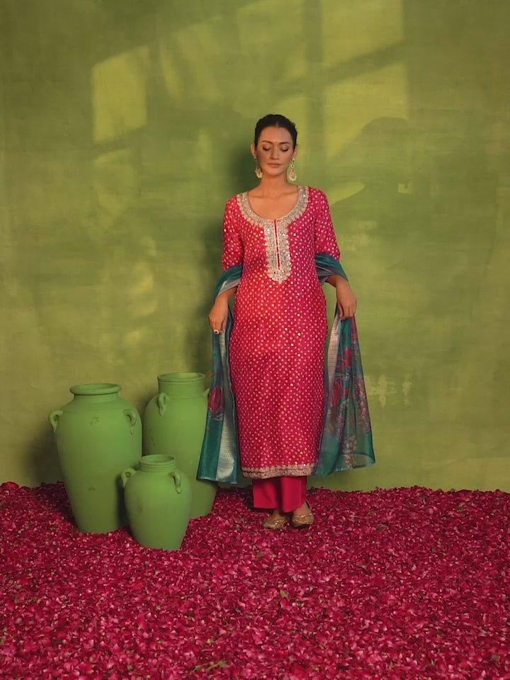 Pink Printed Silk Blend Straight Suit With Dupatta