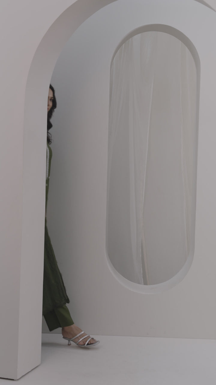 Olive Embroidered Silk Blend Straight Suit Set With Dupatta