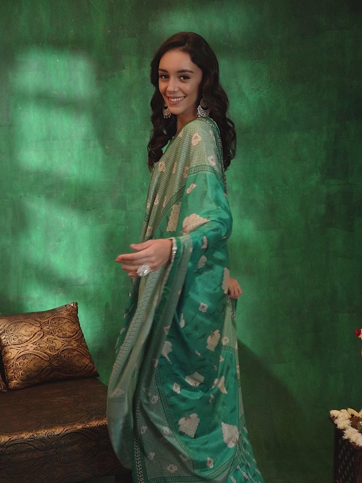 Off White Printed Silk Blend Straight Suit With Dupatta