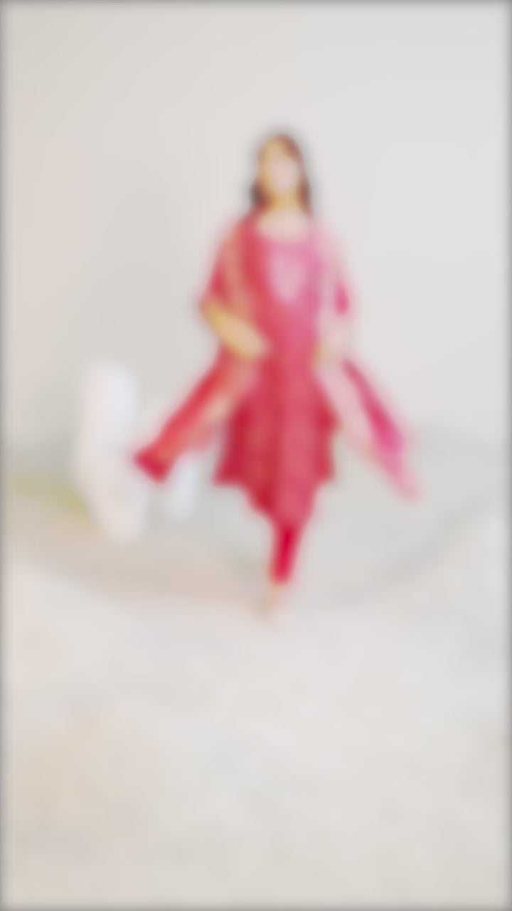 Pink Printed Silk Blend Straight Suit Set With Dupatta