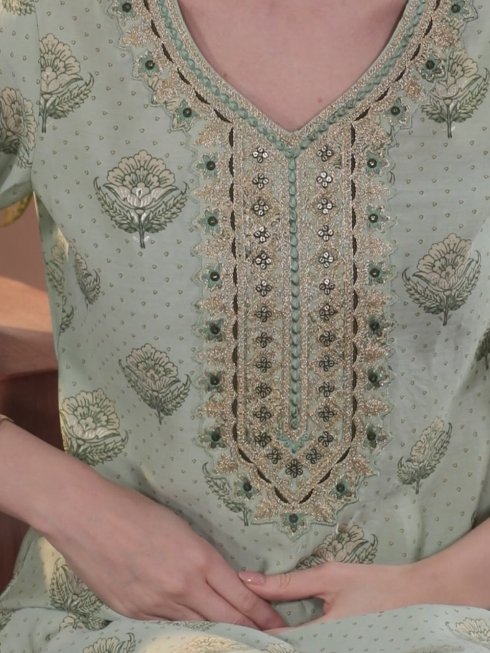 Green Printed Silk Blend Straight Suit With Dupatta