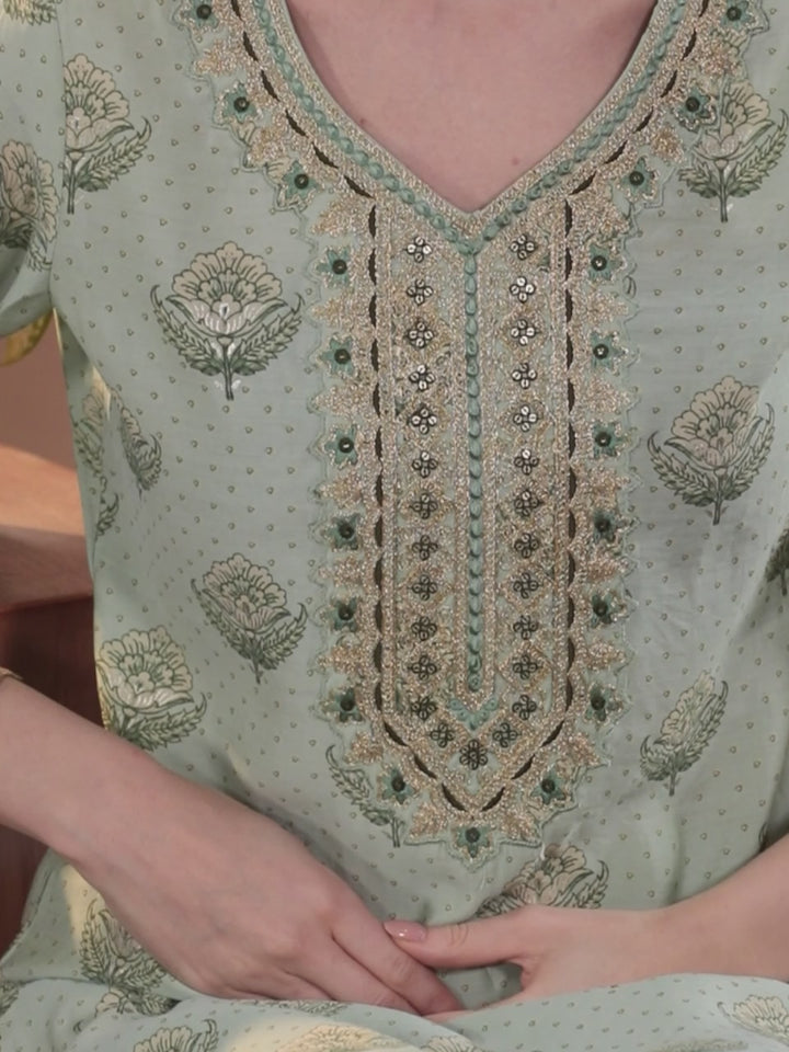 Green Printed Silk Blend Straight Suit With Dupatta