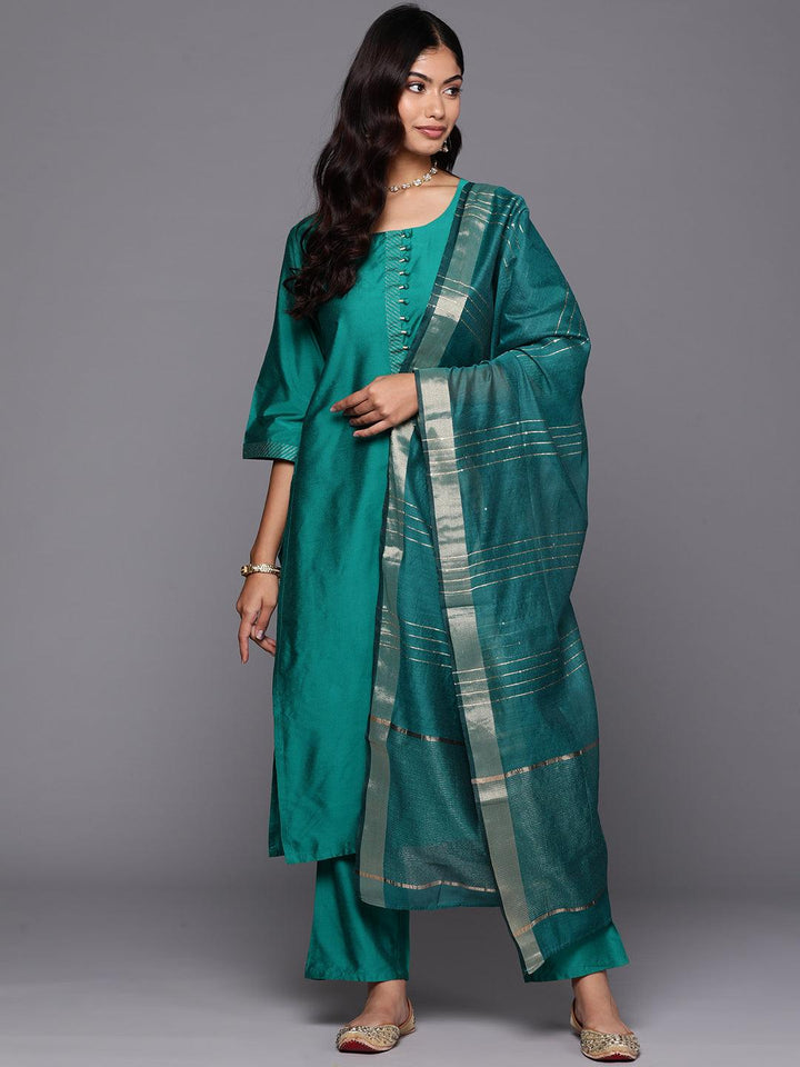 Green Solid Silk Blend Straight Suit With Dupatta