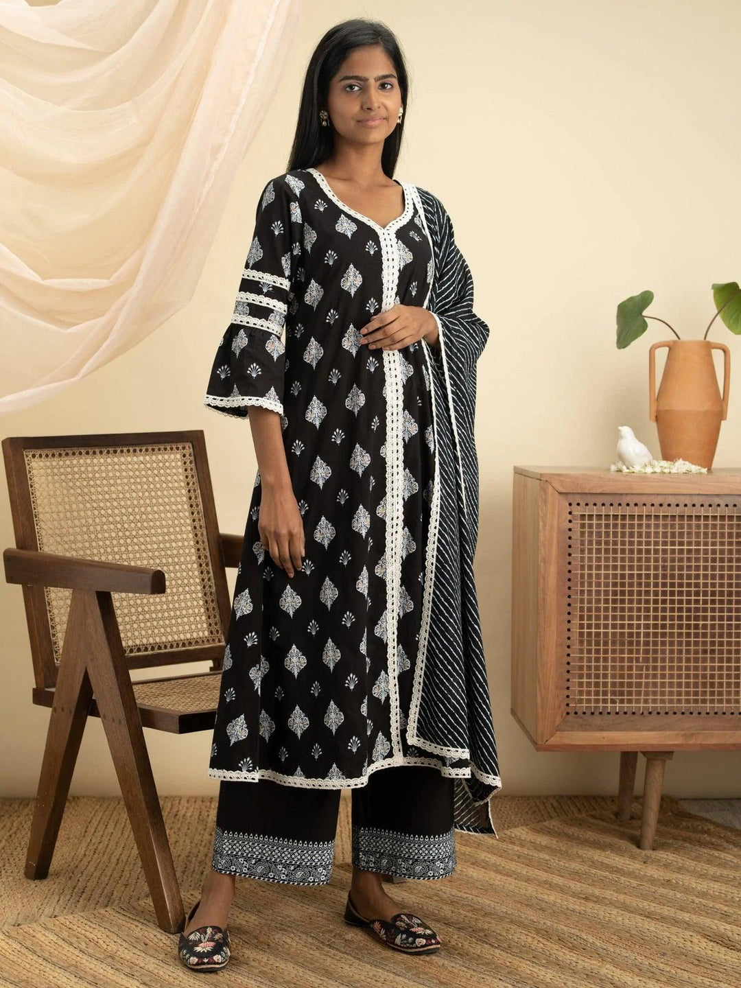 Black Printed Cotton Suit Set - ShopLibas