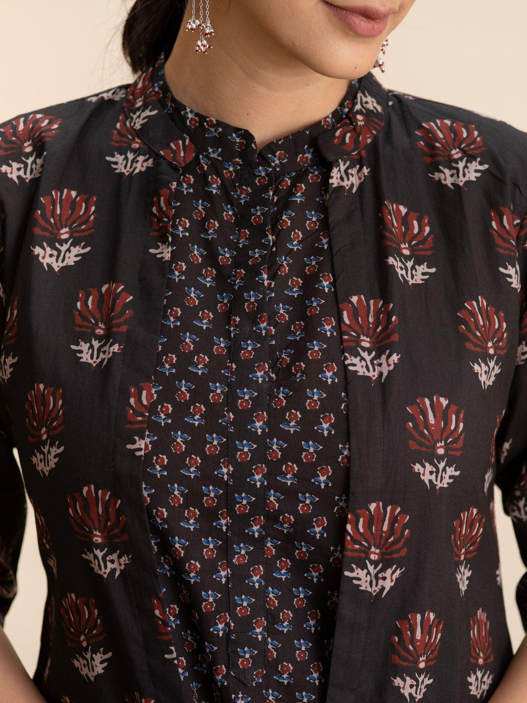 Black Printed Cotton Kurta Set With Shrug - ShopLibas