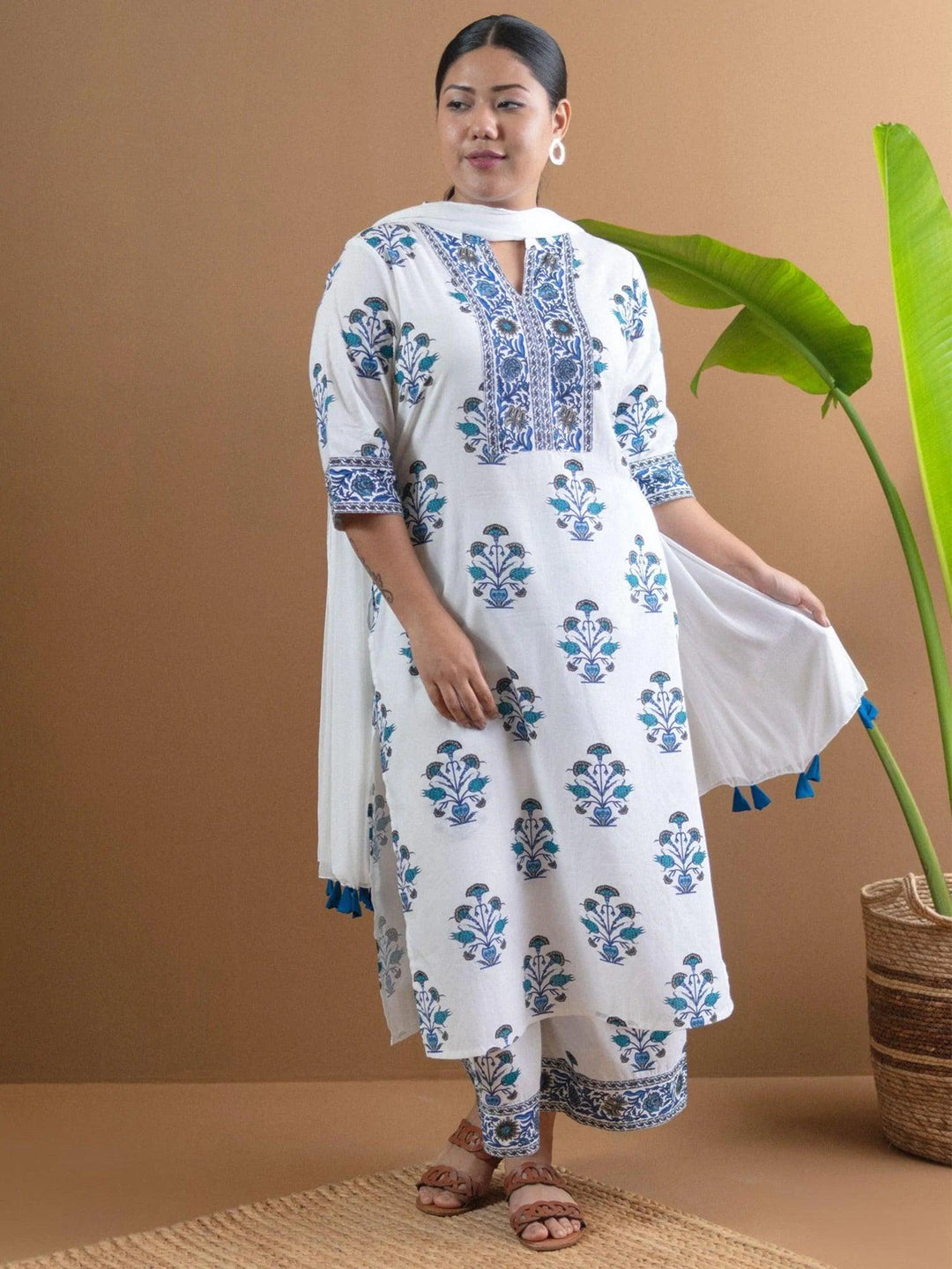 Plus Size White Printed Cotton Suit Set - ShopLibas