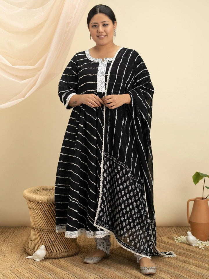Plus Size Black Striped Cotton Suit Set