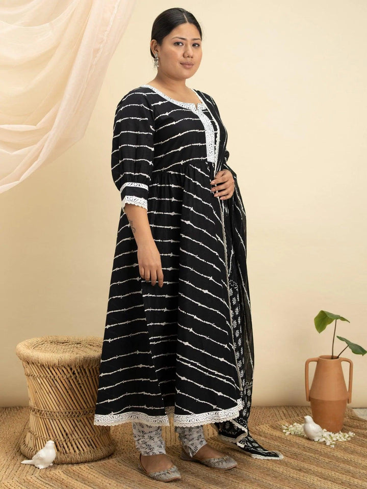 Plus Size Black Striped Cotton Suit Set
