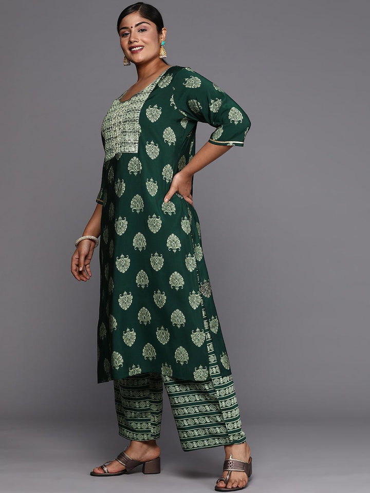 Plus Size Green Printed Silk Blend Straight Suit With Dupatta