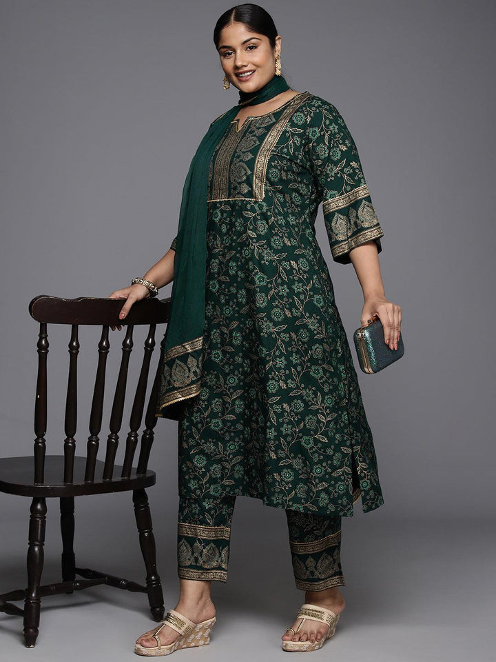 Plus Size Green Yoke Design Rayon A-Line Kurta With Trousers & Dupatta