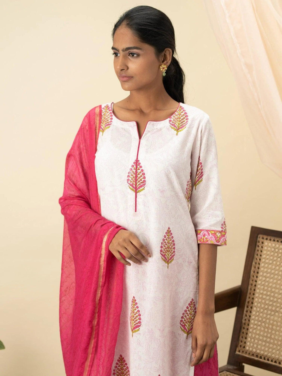 Pink Printed Cotton Suit Set - ShopLibas
