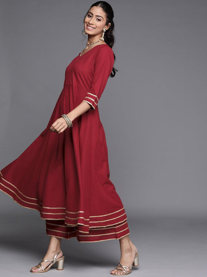 Maroon Solid Cotton Suit Set