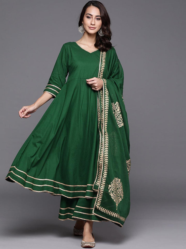 Green Solid Cotton Suit Set