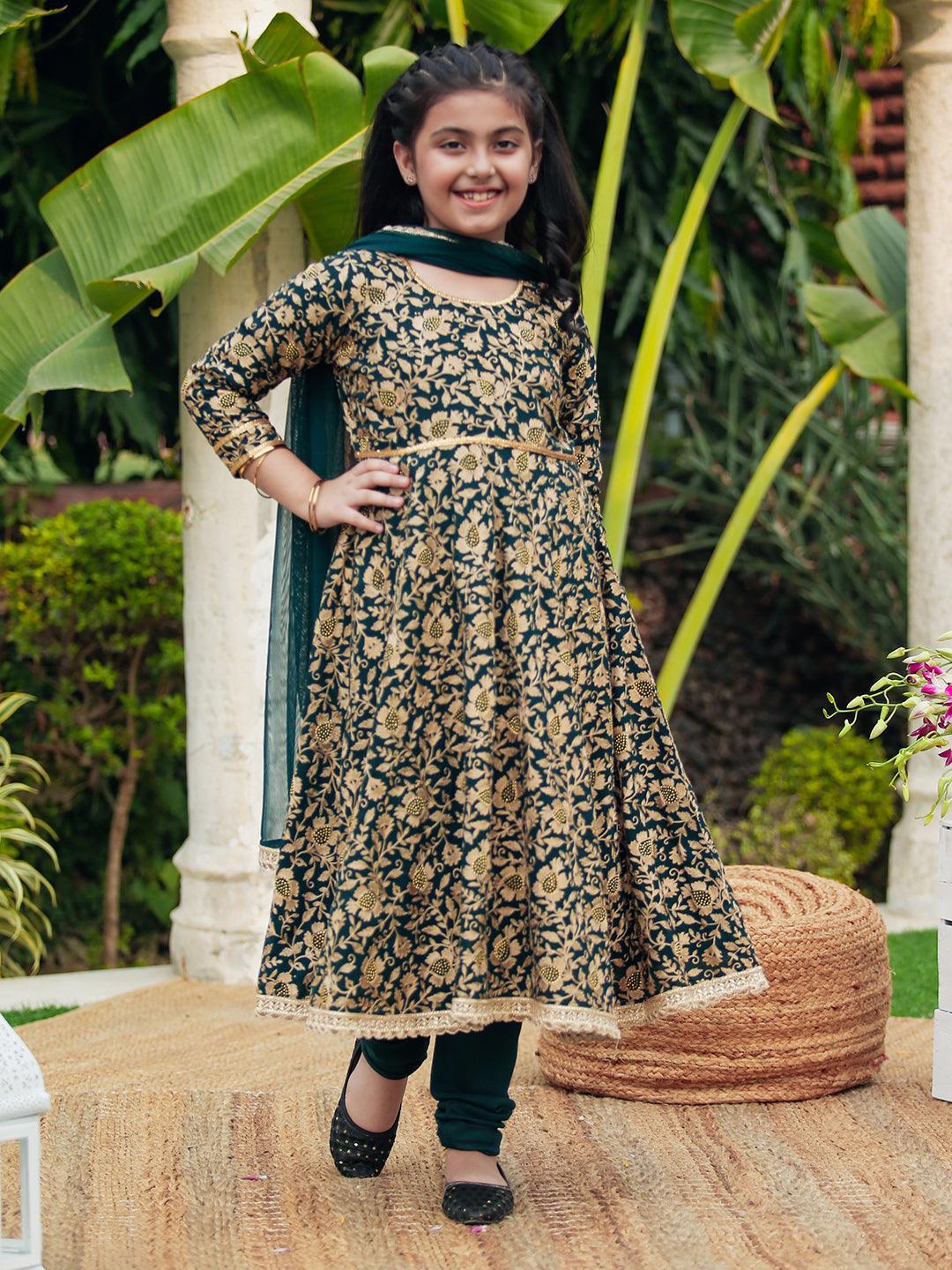 Green Embroidered Georgette Suit Set - ShopLibas