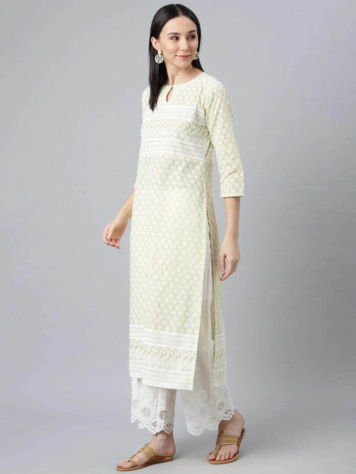 Green Embroidered Straight Kurta
