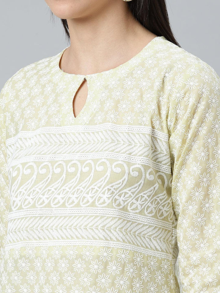 Green Embroidered Straight Kurta