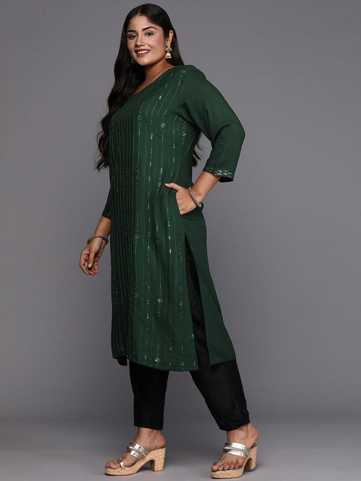 Green Embroidered Rayon Straight Kurta