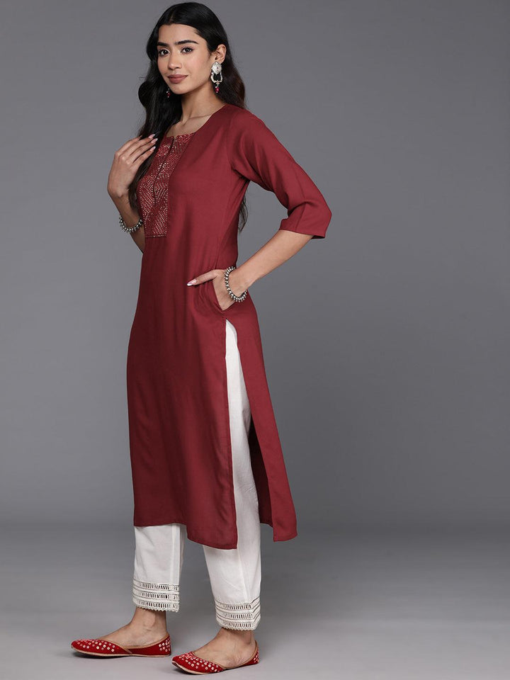 Maroon Yoke Design Rayon Straight Kurta