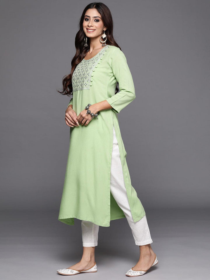 Green Yoke Design Rayon Straight Kurta