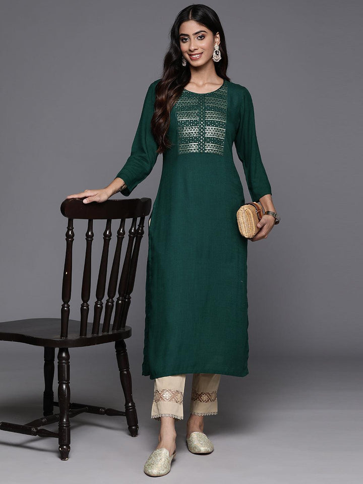 Green Yoke Design Rayon Straight Kurta