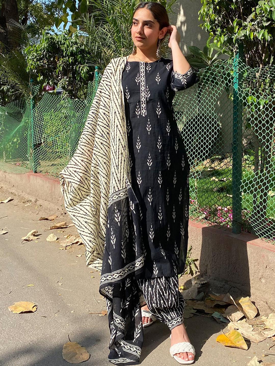 Black Printed Cotton Suit Set - ShopLibas