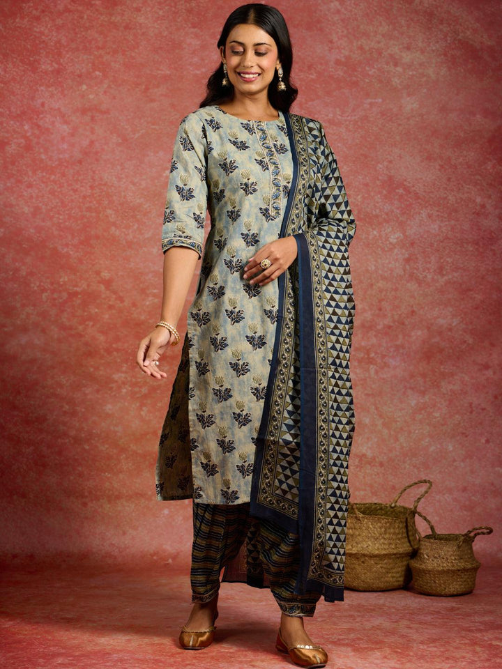 Grey Printed Cotton Straight Suit With Dupatta