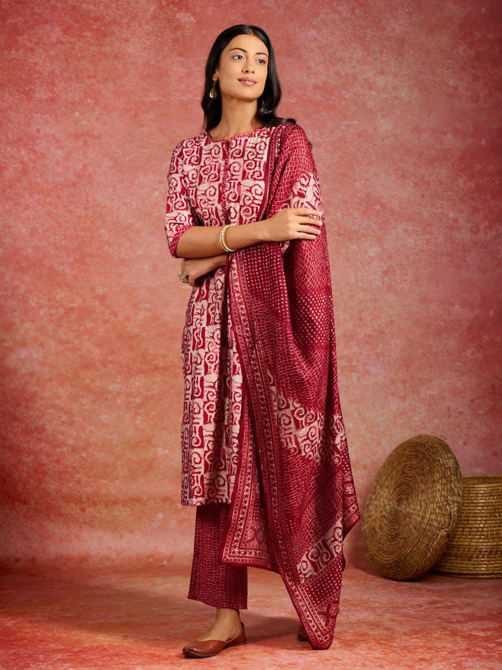 Maroon Printed Silk Blend Straight Suit With Dupatta