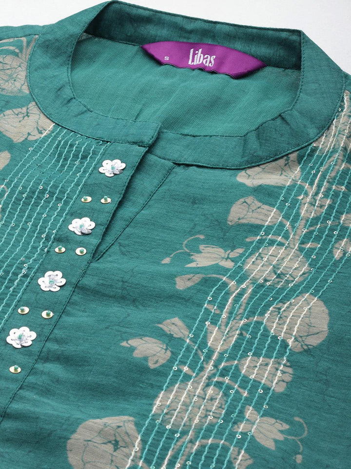 Rama Green Embroidered Chanderi Silk Straight Kurta With Trousers