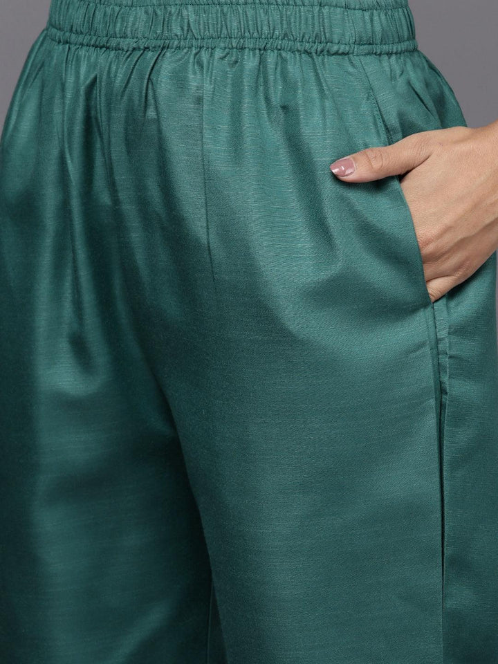 Rama Green Embroidered Chanderi Silk Straight Kurta With Trousers