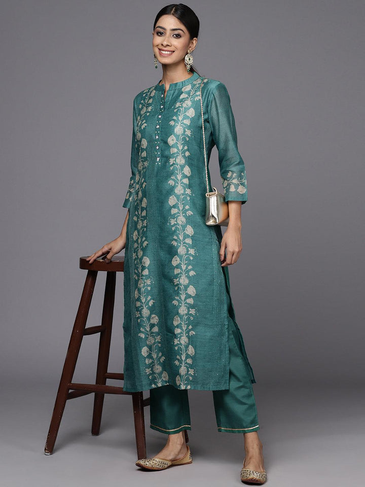 Rama Green Embroidered Chanderi Silk Straight Kurta With Trousers