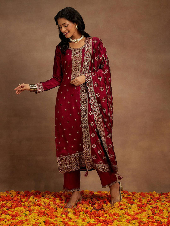 Fuchsia Embroidered Silk Blend Straight Suit With Dupatta