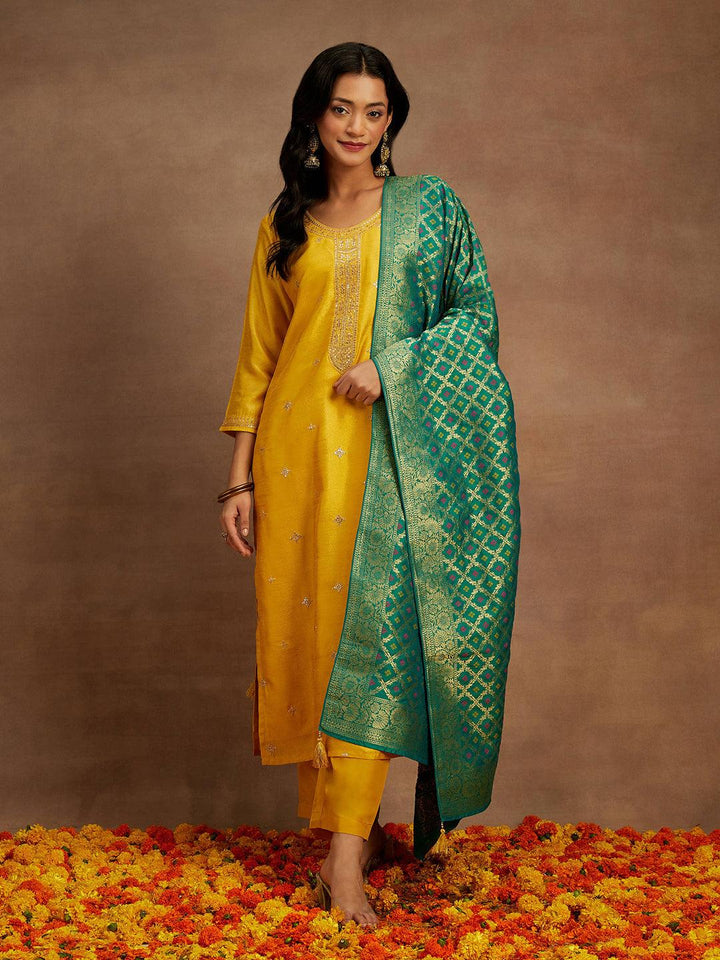 Yellow Embroidered Silk Blend Straight Suit With Dupatta