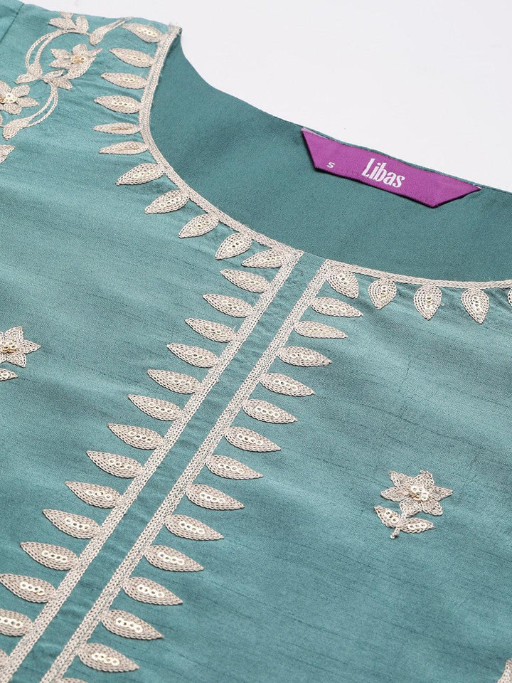 Blue Embroidered Silk Blend Straight Suit With Dupatta