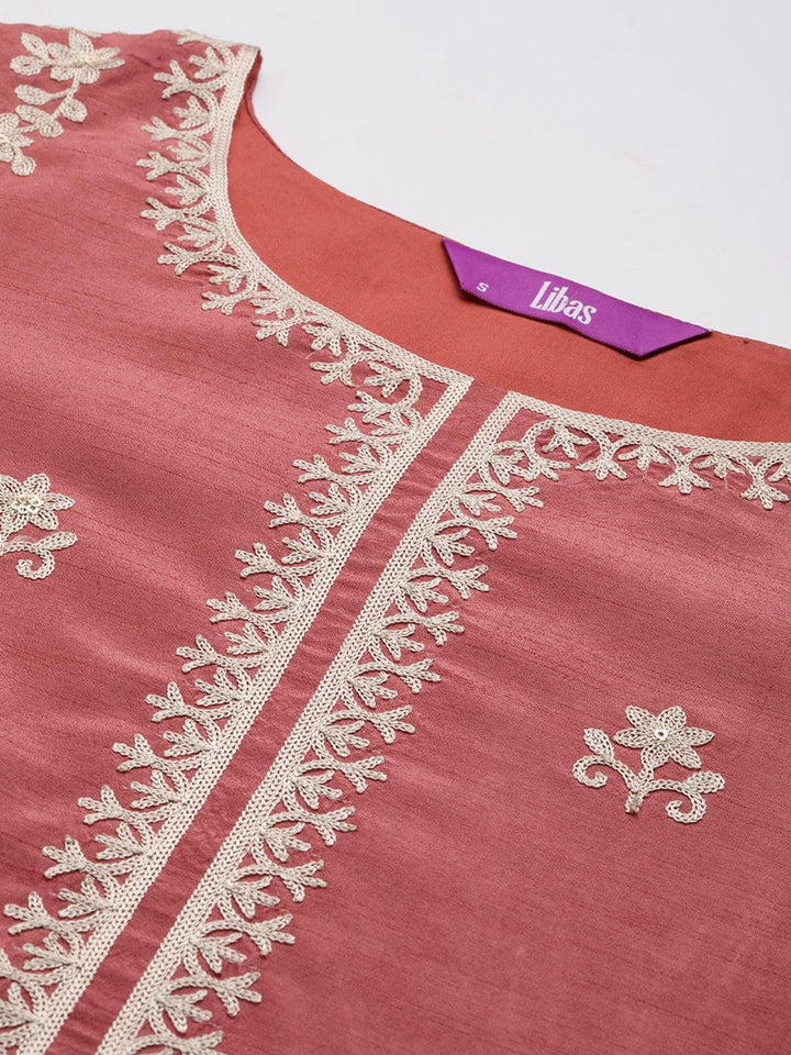 Coral Embroidered Silk Blend Straight Suit With Dupatta