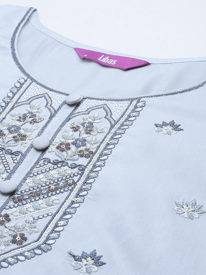 Grey Embroidered Silk Blend Straight Suit With Dupatta