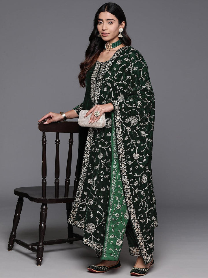 Green Yoke Design Velvet Straight Suit With Dupatta