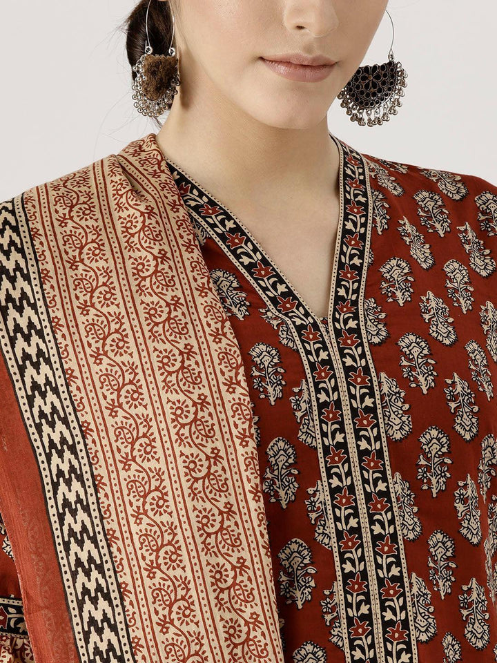 Red Printed Cotton Suit Set