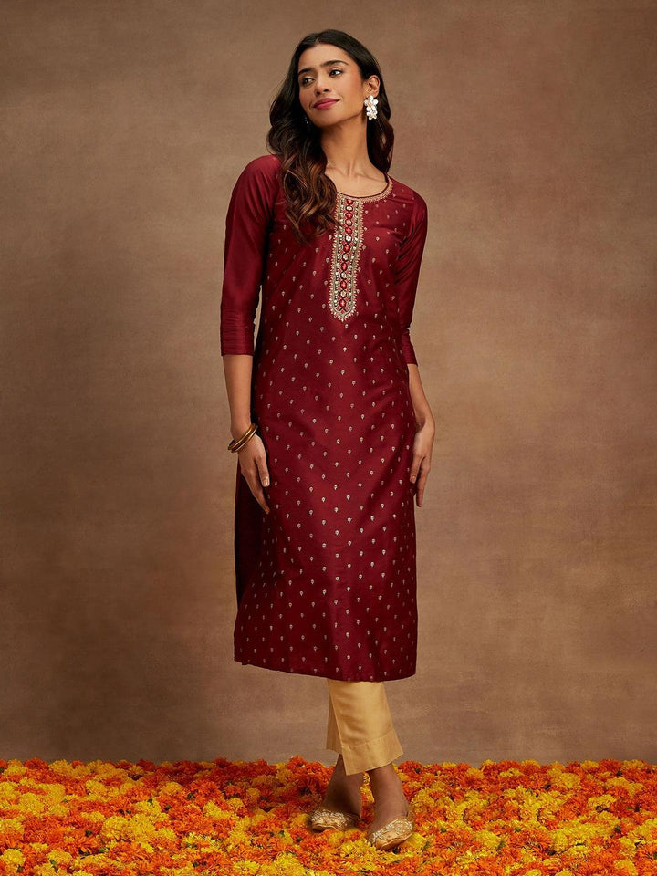 Maroon Embellished Chanderi Silk Straight Kurta