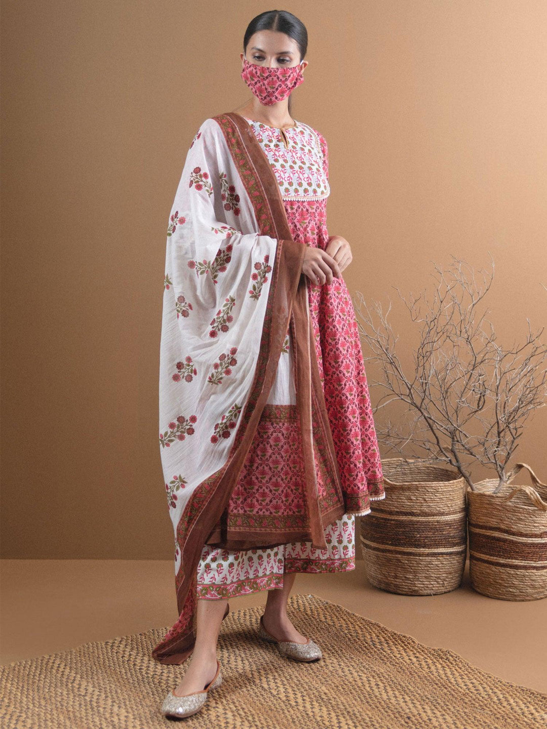 Pink Printed Cotton Suit Set With Mask - ShopLibas