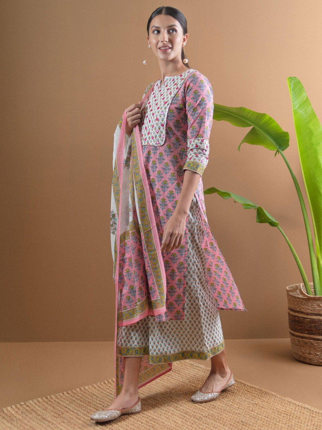 Pink Printed Cotton Suit Set With Mask - ShopLibas