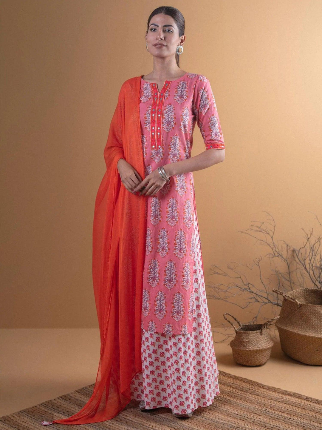 Pink Printed Cotton Suit Set - ShopLibas