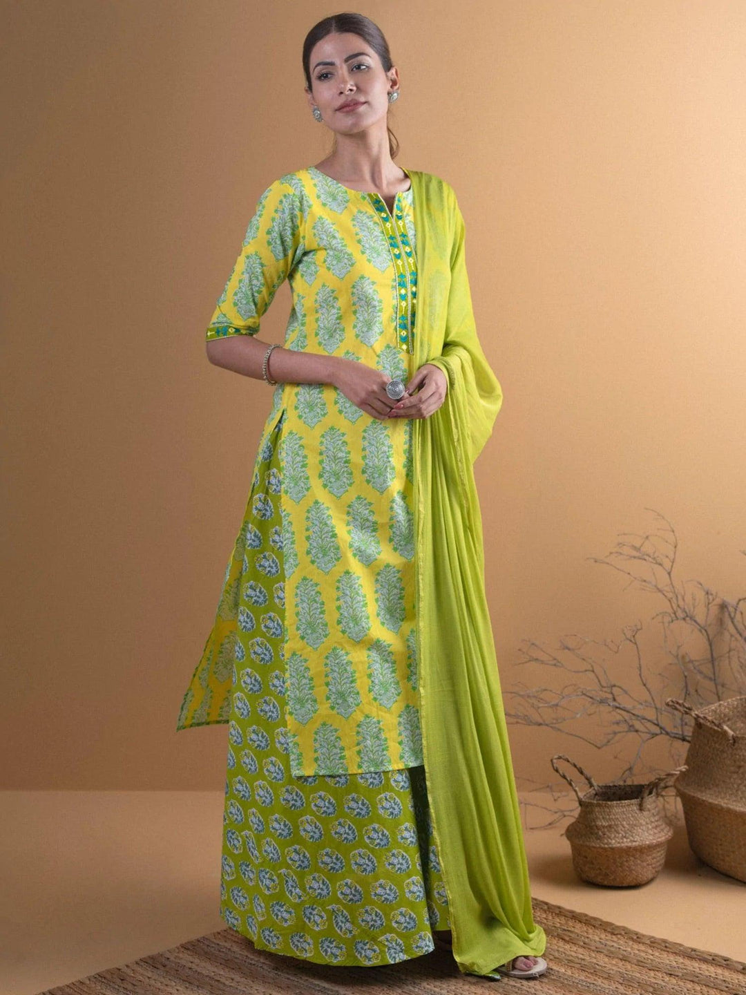 Green Printed Cotton Suit Set - ShopLibas